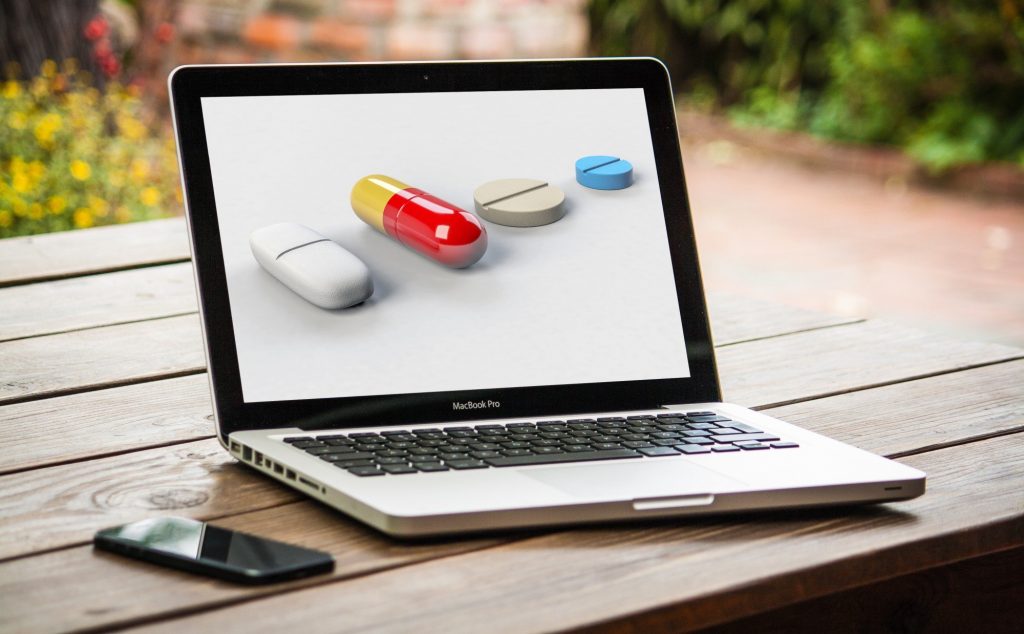 The Top 7 Benefits of Buying Prescription Drugs Online